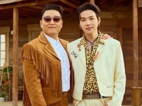 Chủ nhân hit “Gangnam Style” trở lại BXH Billboard