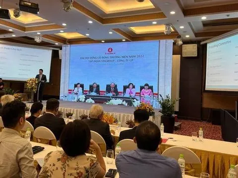 Ông Phạm Nhật Vượng: 600.000 xe điện VinFast sẽ xuất khẩu sang Mỹ vào năm 2026, đề xuất loạt ưu đãi mời các nhà sản xuất chip mở nhà máy tại Việt Nam