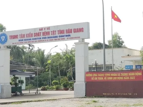 Vụ kit test Việt Á: Bắt nguyên Giám đốc CDC Hậu Giang cùng 2 thuộc cấp