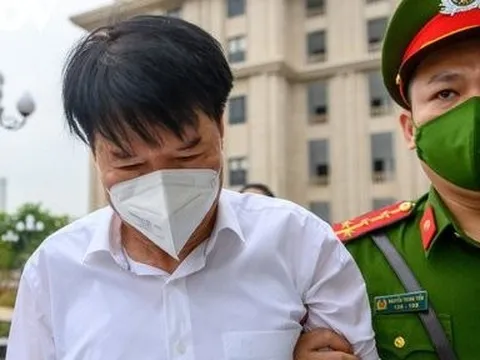 Sáng nay 12/5, cựu Thứ trưởng Bộ Y tế Trương Quốc Cường hầu tòa