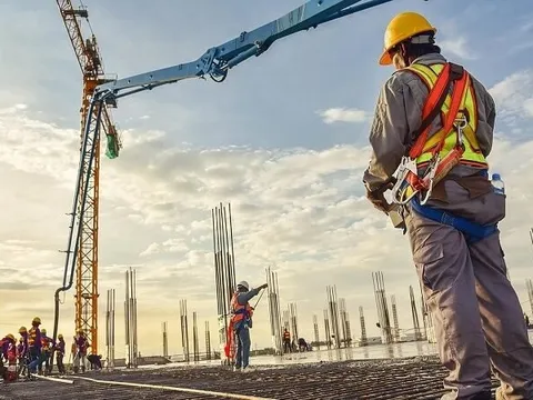 ALV dự kiến chào bán 15 triệu cổ phiếu để tăng vốn điều lệ, đặt mục tiêu doanh thu tăng gần 100% năm 2022