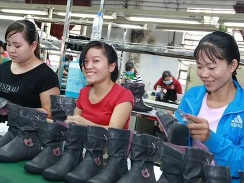 Ồ ạt rút BHXH một lần: Bao nhiêu công nhân làm đến tuổi nghỉ hưu?