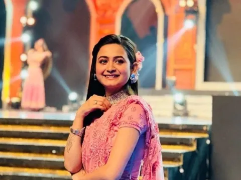 Một nữ diễn viên nổi tiếng qua đời ở tuổi 25 trong tư thế treo cổ