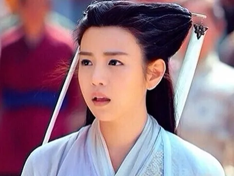 Những “Tiểu Long Nữ” được khen và bị ném đá