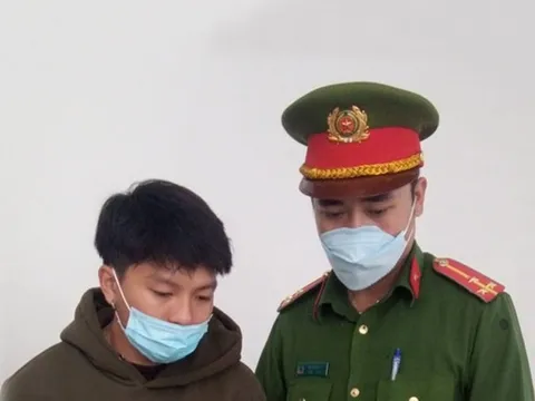 Lâm Đồng: Bắt quả tang thanh niên nhận ma tuý từ bưu phẩm