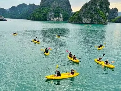 Liên kết toàn ngành để phát triển du lịch “bình thường mới”