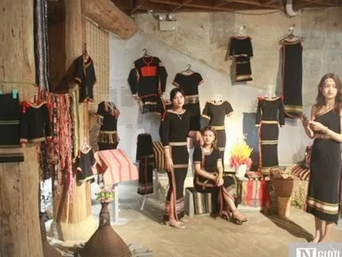 Sức sáng tạo bền bỉ qua “Vẻ đẹp của làng nghề Việt”