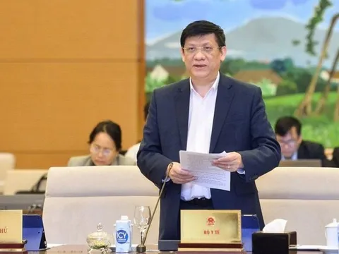 Bộ trưởng Bộ Y tế báo cáo gì về lợi ích nhóm trong mua sắm thiết bị?