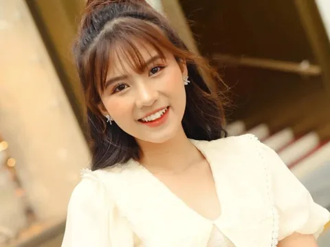 Sắc vóc gây 'thương nhớ' của 'con gái Việt Anh' trong 'Chồng cũ, vợ cũ, người yêu cũ'