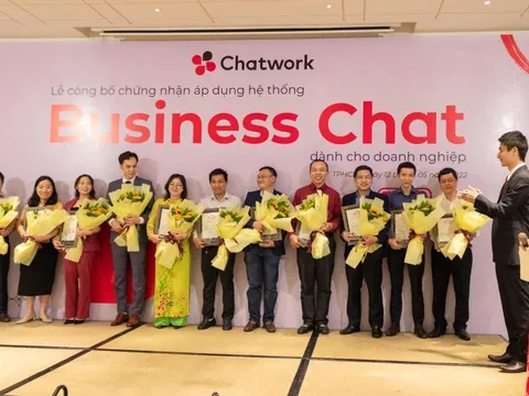 Chứng nhận áp dụng hệ thống Business Chat ra mắt tại Việt Nam
