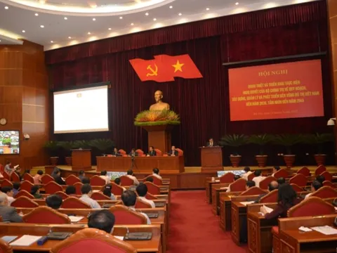 Quán triệt, triển khai Nghị quyết của Bộ Chính trị về quy hoạch, phát triển đô thị