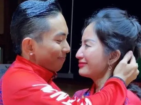 Tò mò nhà đẹp của Phan Hiển sau khi dành 3 HCV khiến Khánh Thi rơi nước mắt