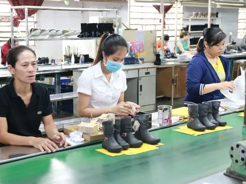 Ồ ạt rút BHXH một lần: Còn bất bình đẳng trong việc tính lương hưu