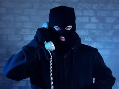 Đắk Lắk: Người phụ nữ suýt mất hàng trăm triệu đồng sau cuộc gọi lạ