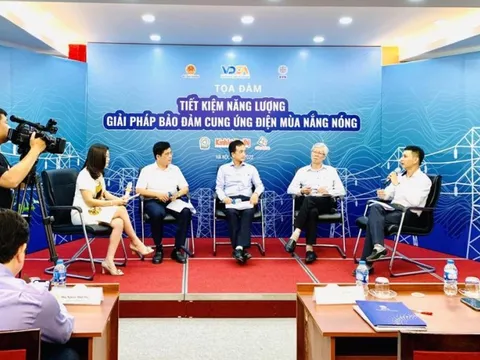 Giải pháp bảo đảm cung ứng điện trong mùa nắng nóng 2022