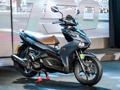 Honda Air Blade 2023 ra mắt Việt Nam, thêm bản 160cc mạnh hơn, giá từ 42,09 triệu