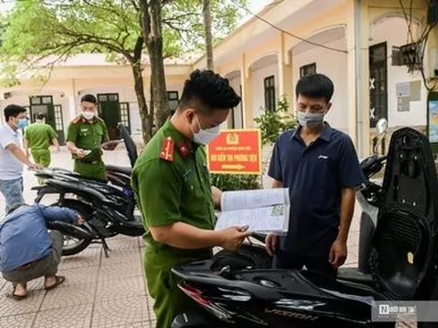 10 phút để đăng ký, bấm biển xe máy ở công an xã