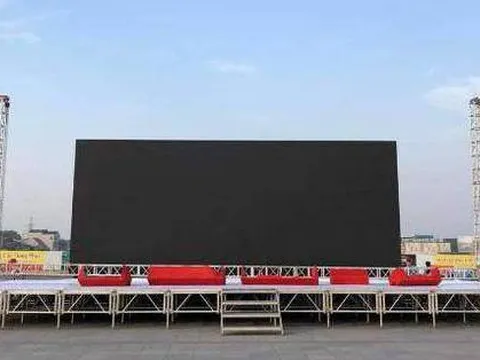 Mê Linh: Lắp màn hình LED cỡ lớn phục vụ nhân dân xem trận chung kết môn bóng đá Nam SEA Games 31