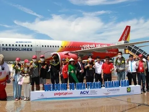 Khánh Hòa đón chuyến bay đầu tiên trở lại từ Hàn Quốc