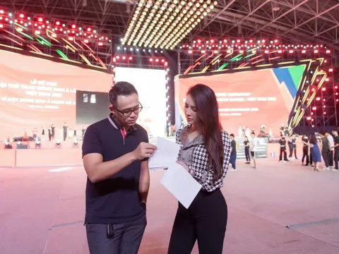 MC Thụy Vân - Đức Bảo dẫn Lễ bế mạc SEA Games 31
