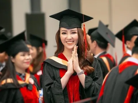 MC Thụy Vân - người "cầm trịch" lễ bế mạc SEA Games 31 học giỏi cỡ nào?