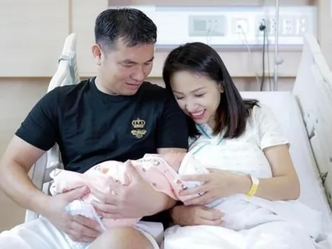 MC Vân Hugo sinh con