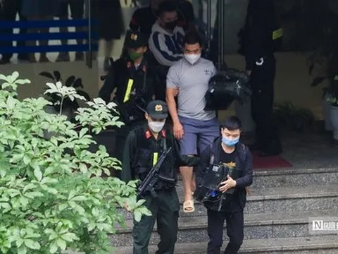 Thu giữ hàng trăm máy tính trong vụ vay nặng lãi ở Hà Nội