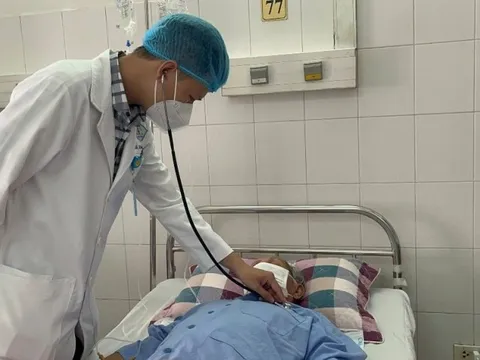 Phẫu thuật thành công cho bệnh nhân phình tắc động mạch chủ nghiêm trọng