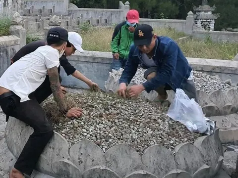 Huế: Làm rõ nhóm thanh niên xăm trổ "xin đểu" ở nghĩa trang