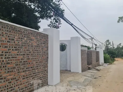 Cận cảnh loạt biệt thự 'xẻ thịt' núi rừng sau kết luận thanh tra tại Sóc Sơn