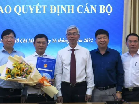 UBND TPHCM trao quyết định bổ nhiệm cán bộ chủ chốt