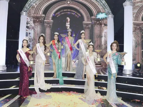 Võ Thị Ngọc Giàu đăng quang Hoa hậu Doanh nhân Việt Nam Toàn cầu 2022