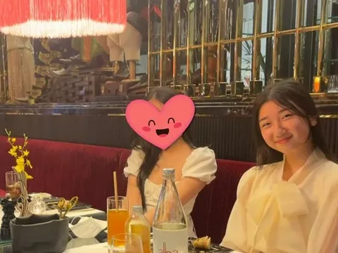 Con gái Hoa hậu Nguyễn Thị Huyền: Nhan sắc không thua kém mẹ