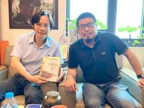 Trong gió tiếng chuông ngân