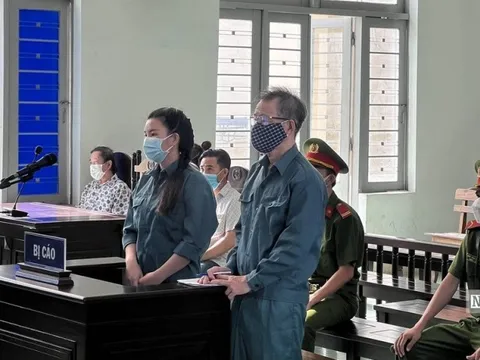 Bình Thuận: Tuyên án Trưởng phòng công chứng cùng nữ 9X lừa đảo