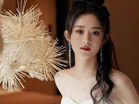 Triệu Lệ Dĩnh gây tranh cãi khi có lượt xem trực tuyến cao nhất giới giải trí Hoa ngữ