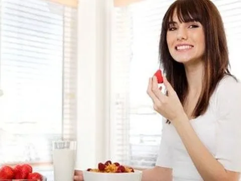 Sau khi ăn, đứng, ngồi hay nằm mới là tốt nhất cho sức khỏe?