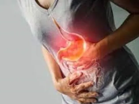 Chuyên gia chỉ ra 5 dấu hiệu trên mặt cảnh báo sức khỏe dạ dày, lá lách có "vấn đề"