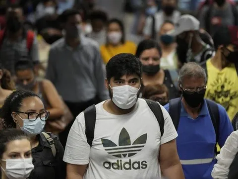 Mỹ vẫn đang trong đợt bùng phát COVID-19, cảnh báo về các virus bất thường do đại dịch