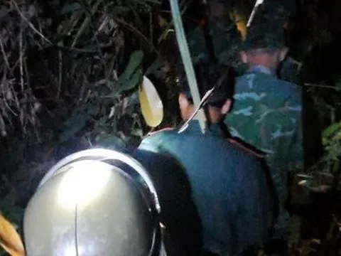 Xuyên đêm tìm kiếm sinh viên mải mê câu cá đi lạc trong rừng phòng hộ