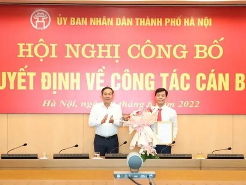 Hà Nội bổ nhiệm Phó Chánh văn phòng UBND sinh năm 1984