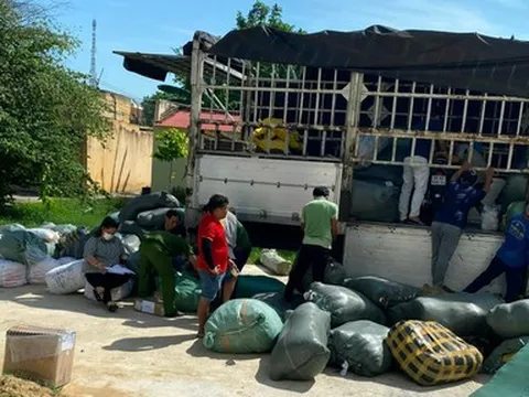 Bình Thuận: Phát hiện hàng ngàn đồ điện tử không rõ nguồn gốc, xuất xứ