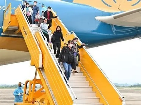 Hàng không rầm rộ tuyển người sẵn sàng đón đà hồi phục