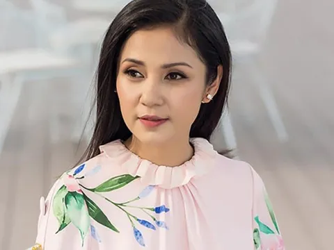 “Nữ hoàng ảnh lịch” Việt Trinh chịu 10 năm thị phi vì "tài sản vô giá"