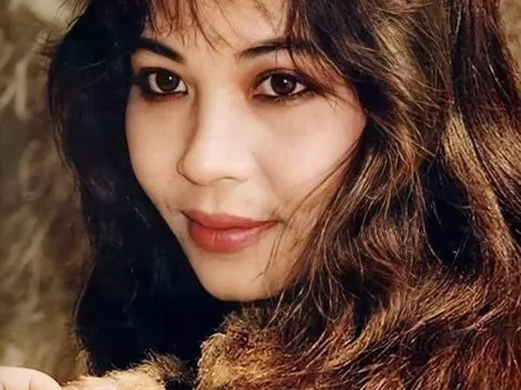 Nhan sắc rực rỡ của bà Nga "Thương ngày nắng về" thời trẻ