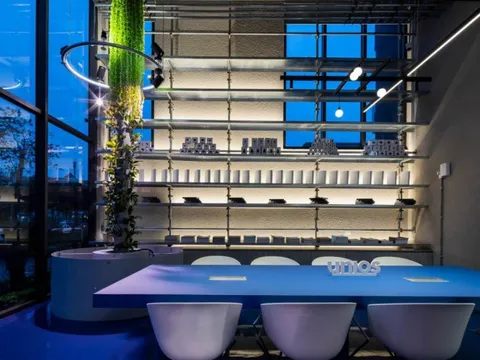 Unios Việt Nam khai trương showroom Hà Nội: Câu chuyện cảm xúc của ánh sáng