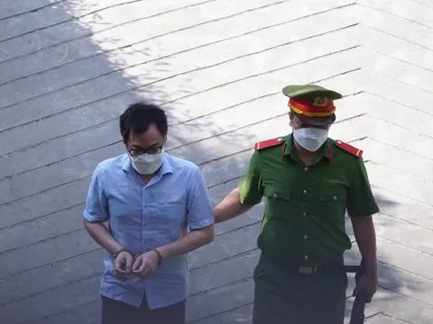 Hình ảnh phiên tòa phúc thẩm ông Tất Thành Cang liên quan vụ án Sadeco