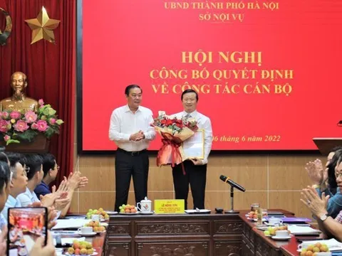 Chủ tịch Hà Nội Chu Ngọc Anh bổ nhiệm Phó Giám đốc Sở Nội vụ