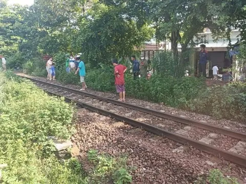 Đồng Nai: Đi bộ qua đường sắt, người đàn ông bị tàu hỏa tông tử vong