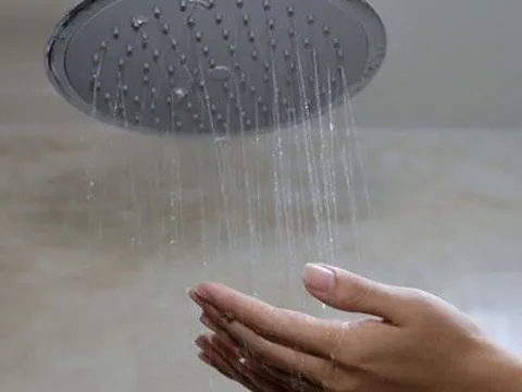 Đừng để đổ bệnh vì... tắm